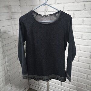 Bluenotes Ladies Size Medium Black Fleece Lined Straight Fit Sweat Top